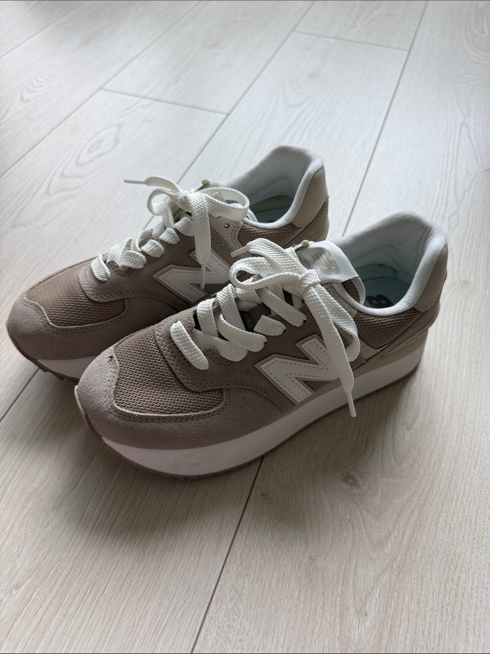New Balance 574 Women's Taupe and White Platform Sneakers Size 8